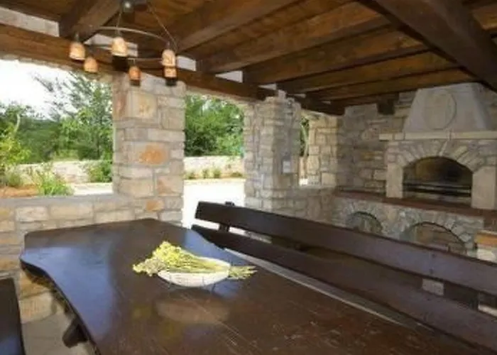 In Paradiz Mit Barbecue By Interhome *